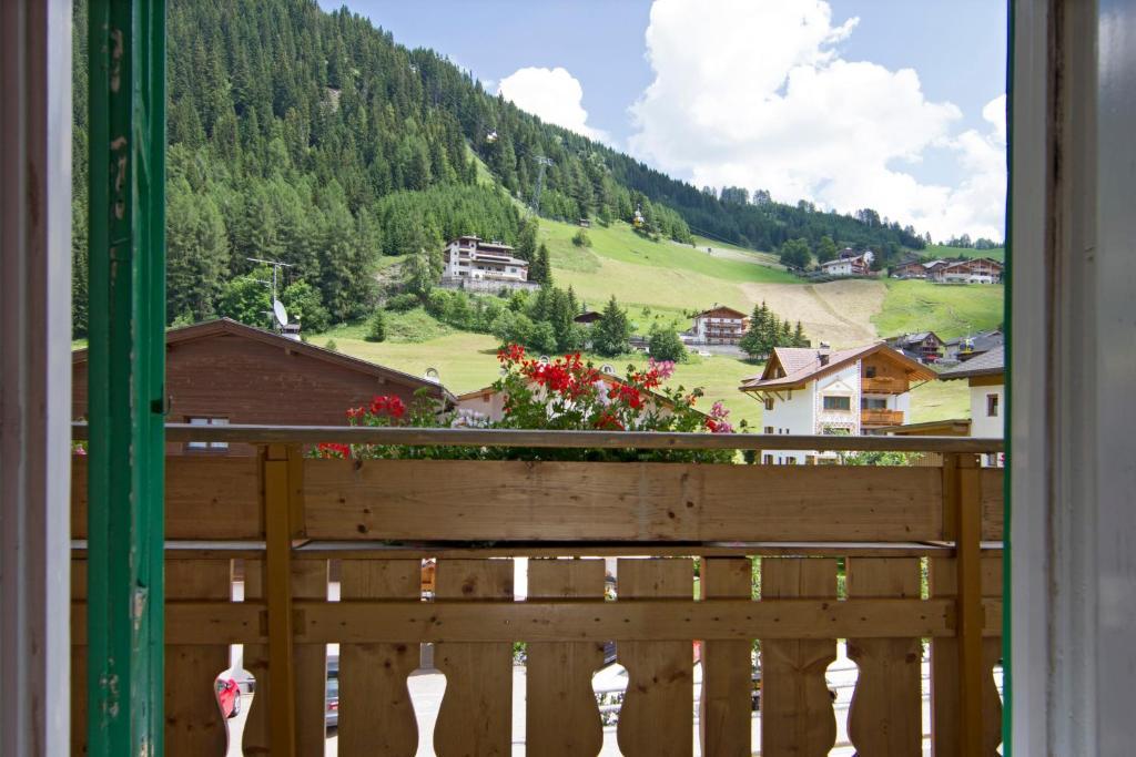 Chalet Madrisa Corvara In Badia Εξωτερικό φωτογραφία